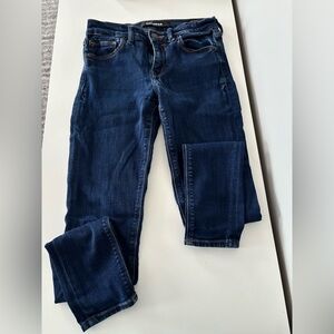 Stretch mid rise jeans